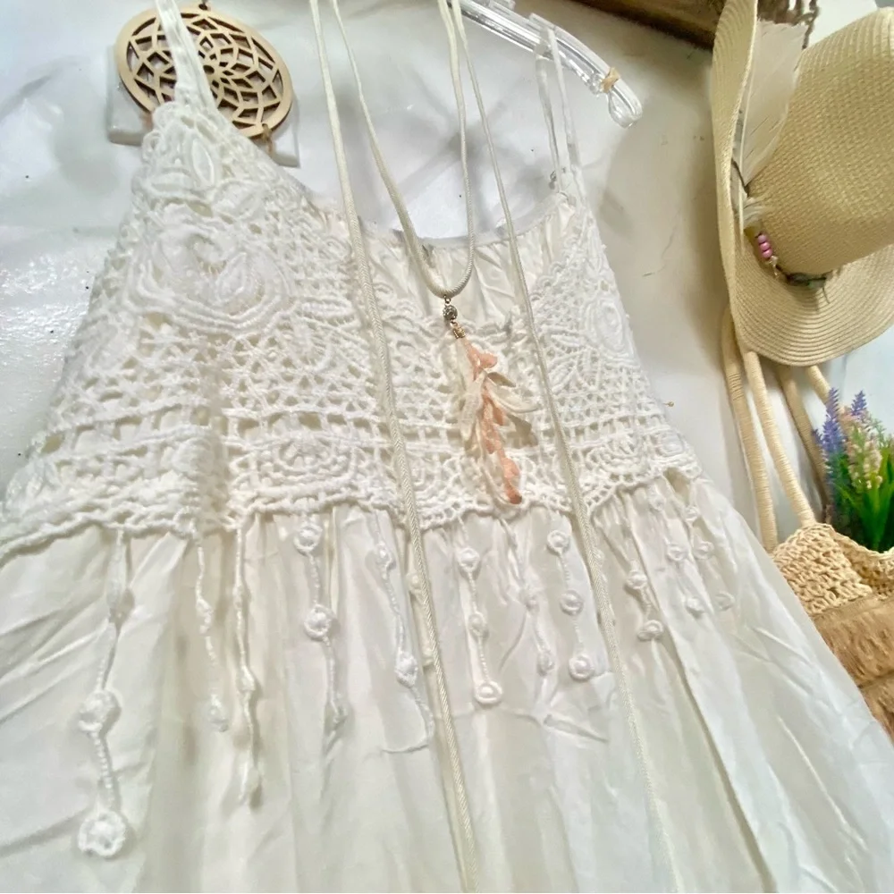 SOLD ⭐️Prairie vibe crochet boho dress w intricate fringe & shabby chic vibe - Picture 4 of 7